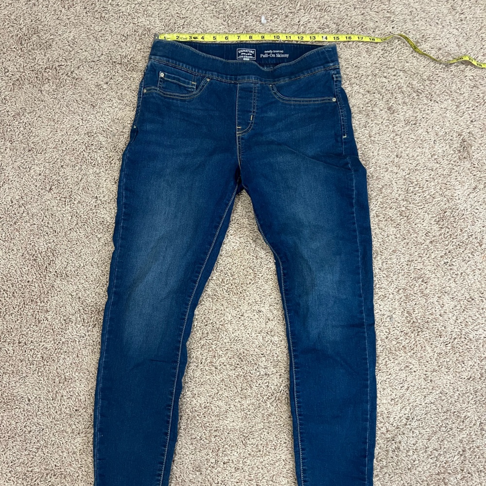 Pull on skinny jeans